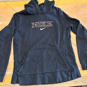 Nike Youth Large Black Leopard Logo Hoodie 🖤🐆
